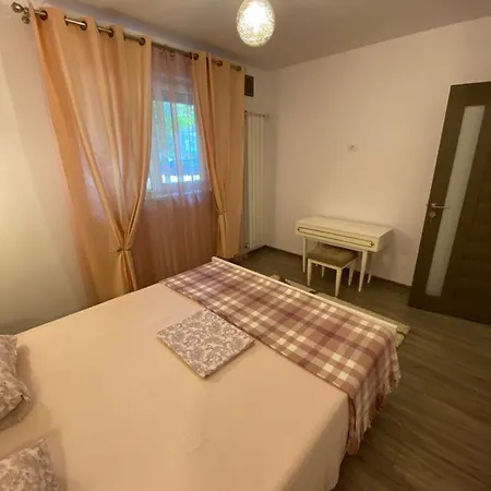 Apartment Apartament De Lux Langa Portul Turistic Mangalia